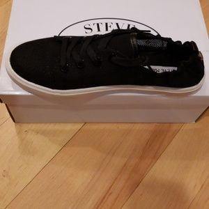 Steve Madden sneakers